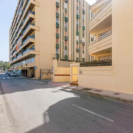 아파트 797 Rentals- Apartamento En La Carihuela A 1 Min De La Playa *